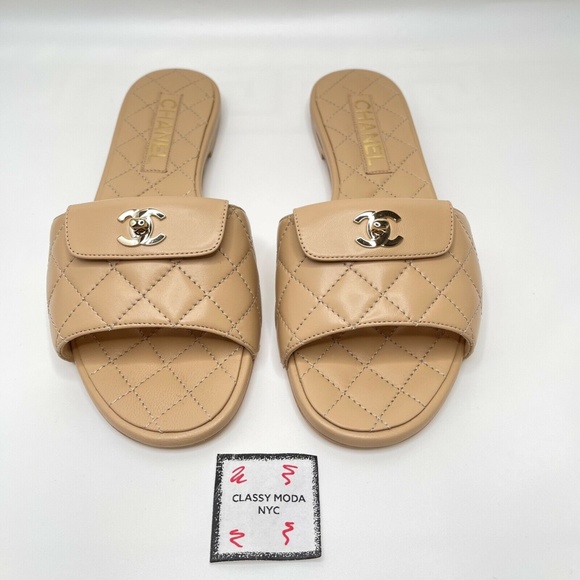 ❌❌SOLD Chanel Beige Slides Sandals Gold CC Logo Turnlock Sandal Flip Flop - Picture 3 of 13